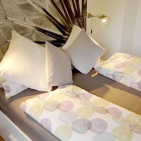 Stilvolle Wohnung Direkt In Der City فورتسبورغ المظهر الخارجي الصورة