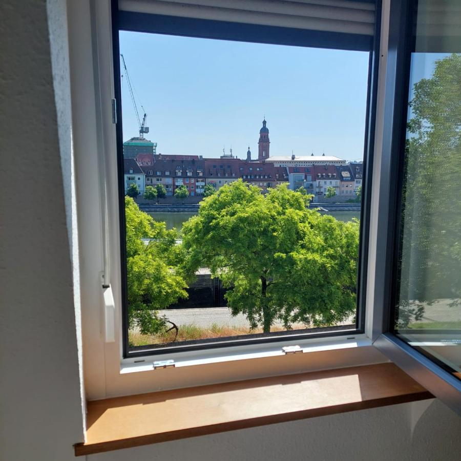 Stilvolle Wohnung Direkt In Der City فورتسبورغ المظهر الخارجي الصورة